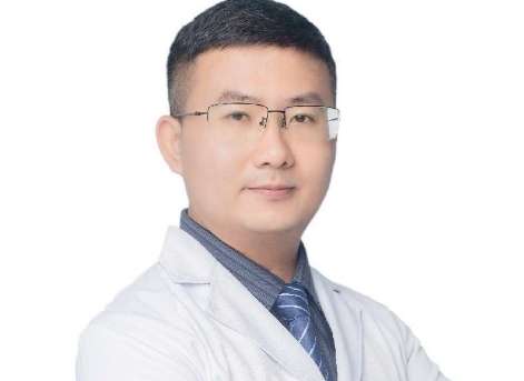 隆胸醫(yī)生肖軍怎么樣？在隆胸等方面的實力比較強