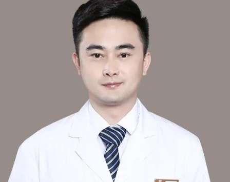 杭州醫(yī)美面診醫(yī)生排名榜！劉中策醫(yī)生從事整形工作的時間比較長