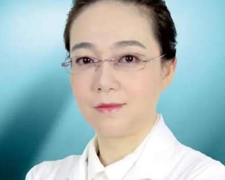 梁潔醫(yī)生.jpg
