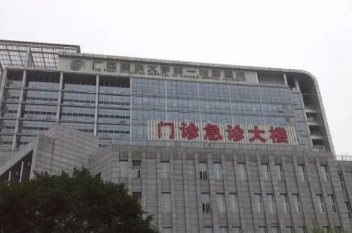 廣西醫(yī)科大學(xué)第一附屬醫(yī)院雙眼皮費(fèi)用標(biāo)準(zhǔn)?廖明德|劉慶豐|馬珂醫(yī)生風(fēng)格測評(píng)