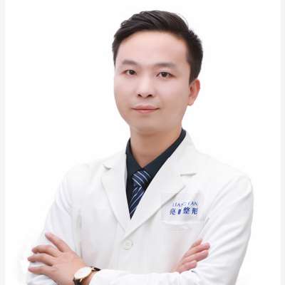 賈亮醫(yī)生做的雙眼皮怎么樣？掌握著許多領(lǐng)先的醫(yī)療技術(shù)