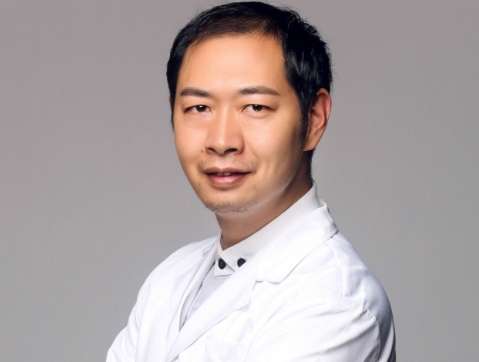 徐楠做雙眼皮怎么樣啦？擅長(zhǎng)的項(xiàng)目有眼鼻部整形，自體脂肪移植