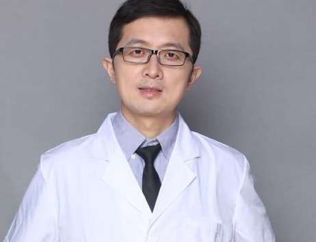 華西口腔正頜醫(yī)生葉斌怎么樣？獲得了博士后，發(fā)表了多篇論文，為各位求美者提供合適的服務