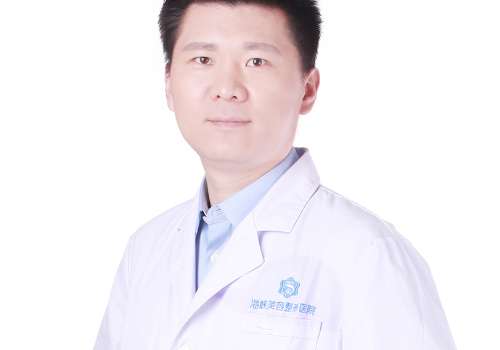 逢寶峰做雙眼皮怎么樣？做的雙眼皮以自然、精致的結(jié)果而出色
