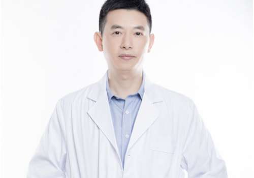 陽光整形魏恒醫(yī)生簡歷怎么樣？在鼻部整形以及注射方面受到喜愛和追捧