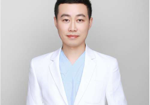 深圳名麗醫(yī)療美容葉軍實力怎么樣？在眼部整形方面有獨特的操作技巧