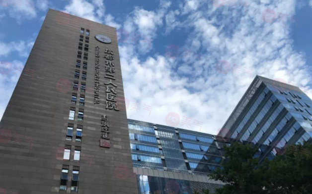 成都市第二人民醫(yī)院口腔科正規(guī)嗎？醫(yī)院口碑介紹，手術(shù)價(jià)目表！